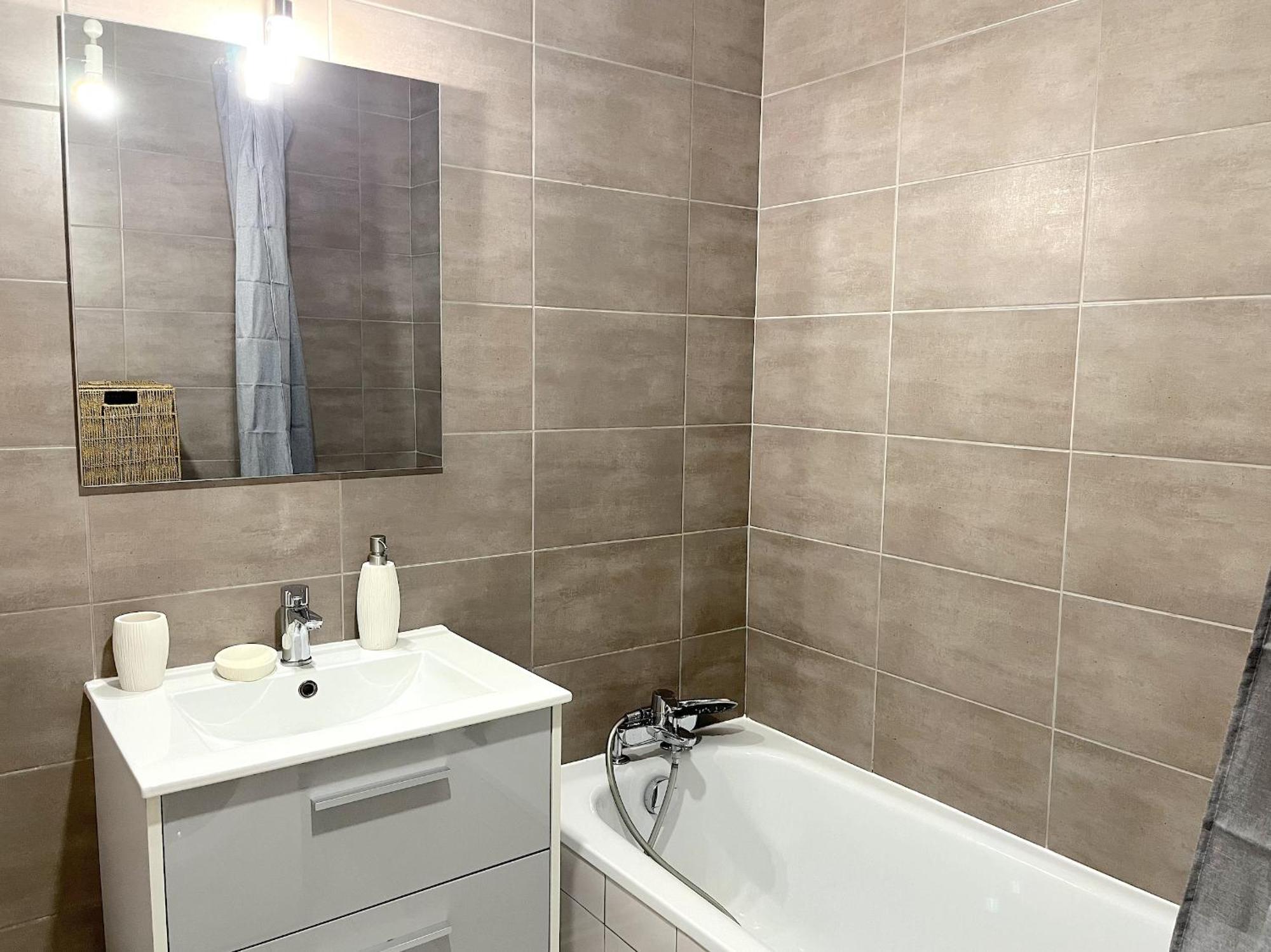 Apartament Joli Studio Avec Jardin Annecy Zewnętrze zdjęcie